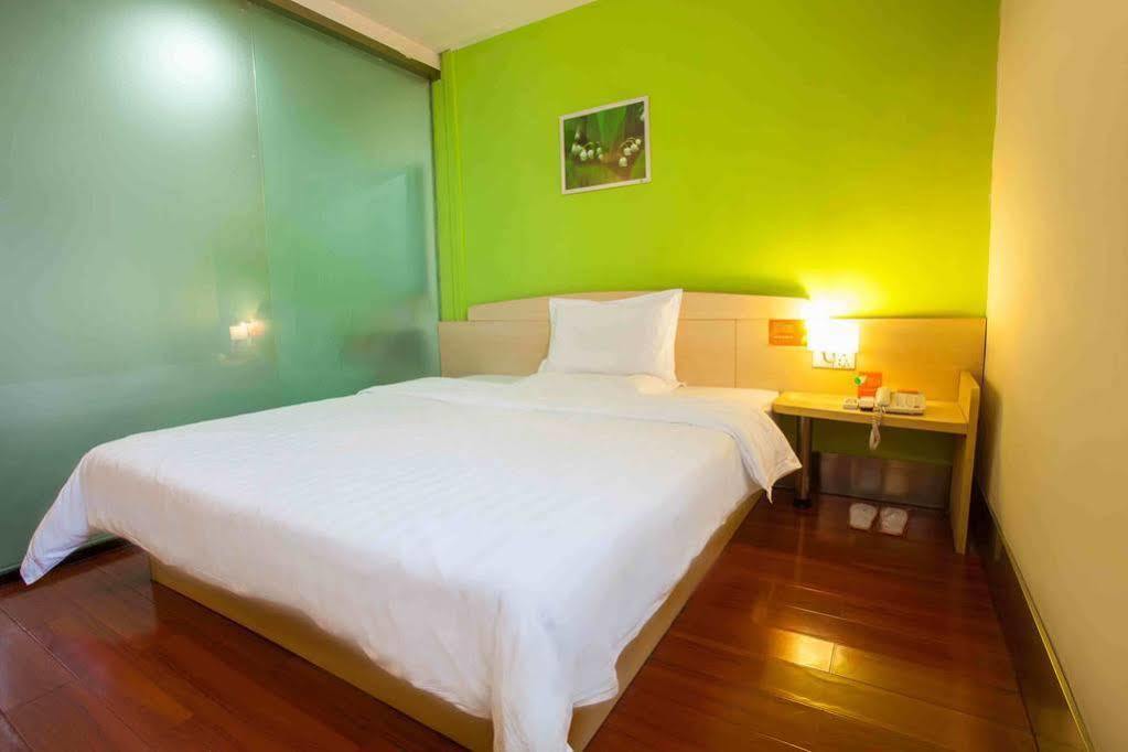 7Days Inn Chongqing Wanzhou Gaosuntang Eksteriør billede
